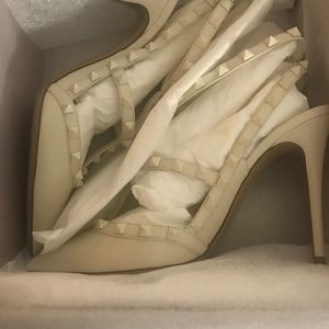 Valentino Ankle Strap (Rockstud)